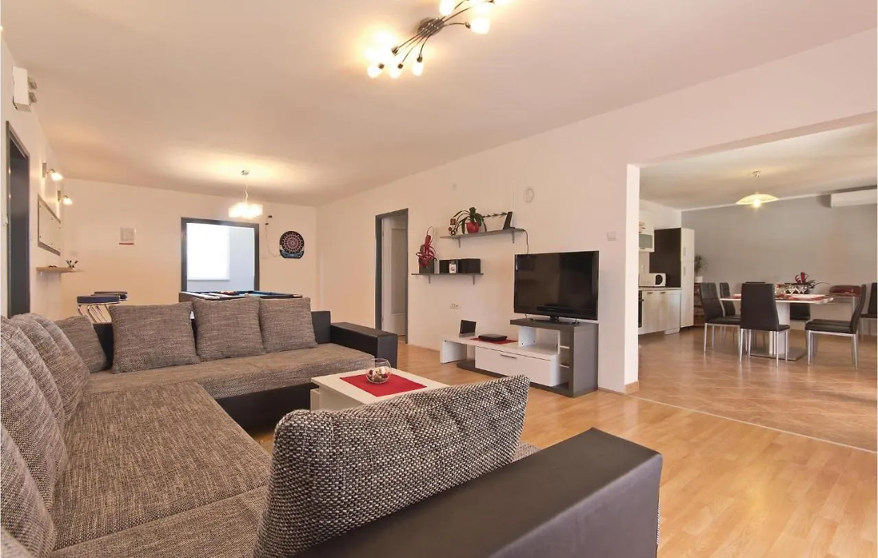 Holiday home Stunning Home In Frkeci With Kitchen Barban Croatia