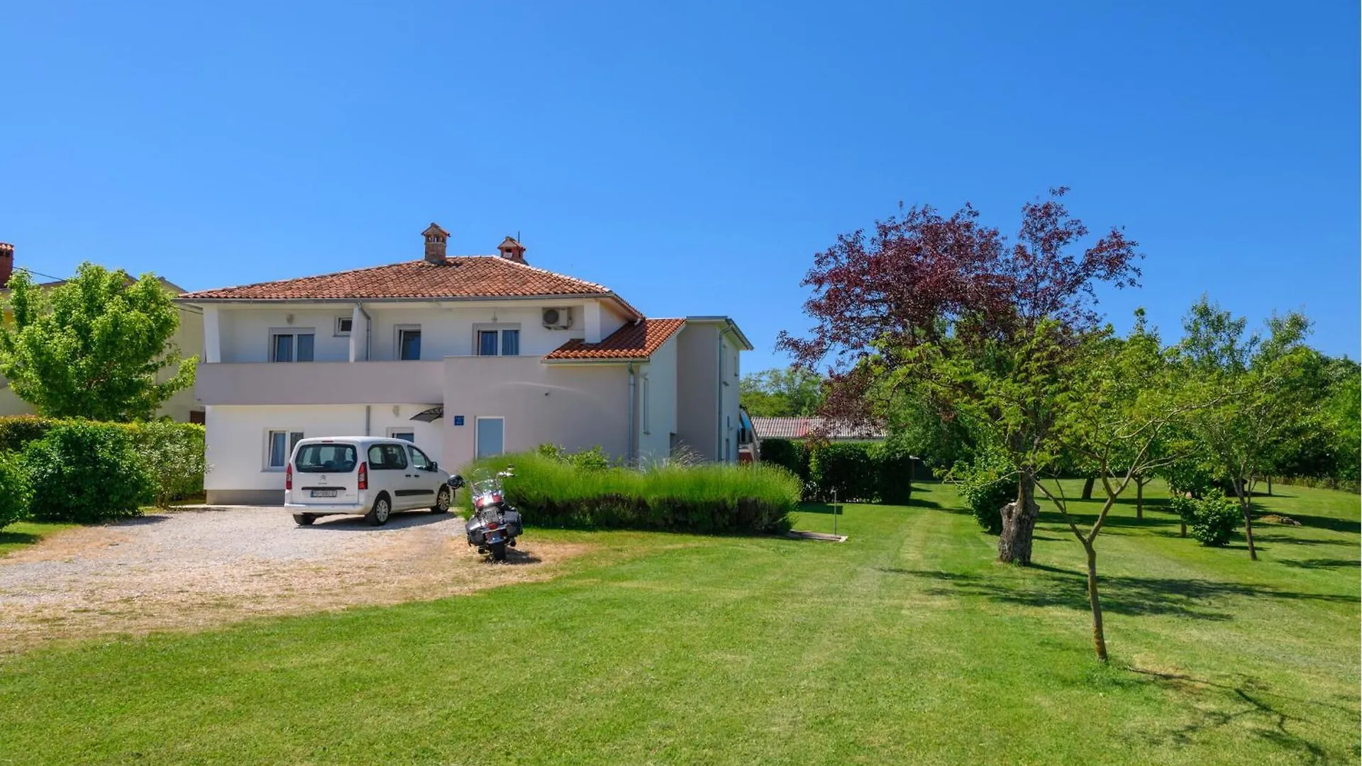 Stunning Home In Frkeci With Kitchen Barban Croatia